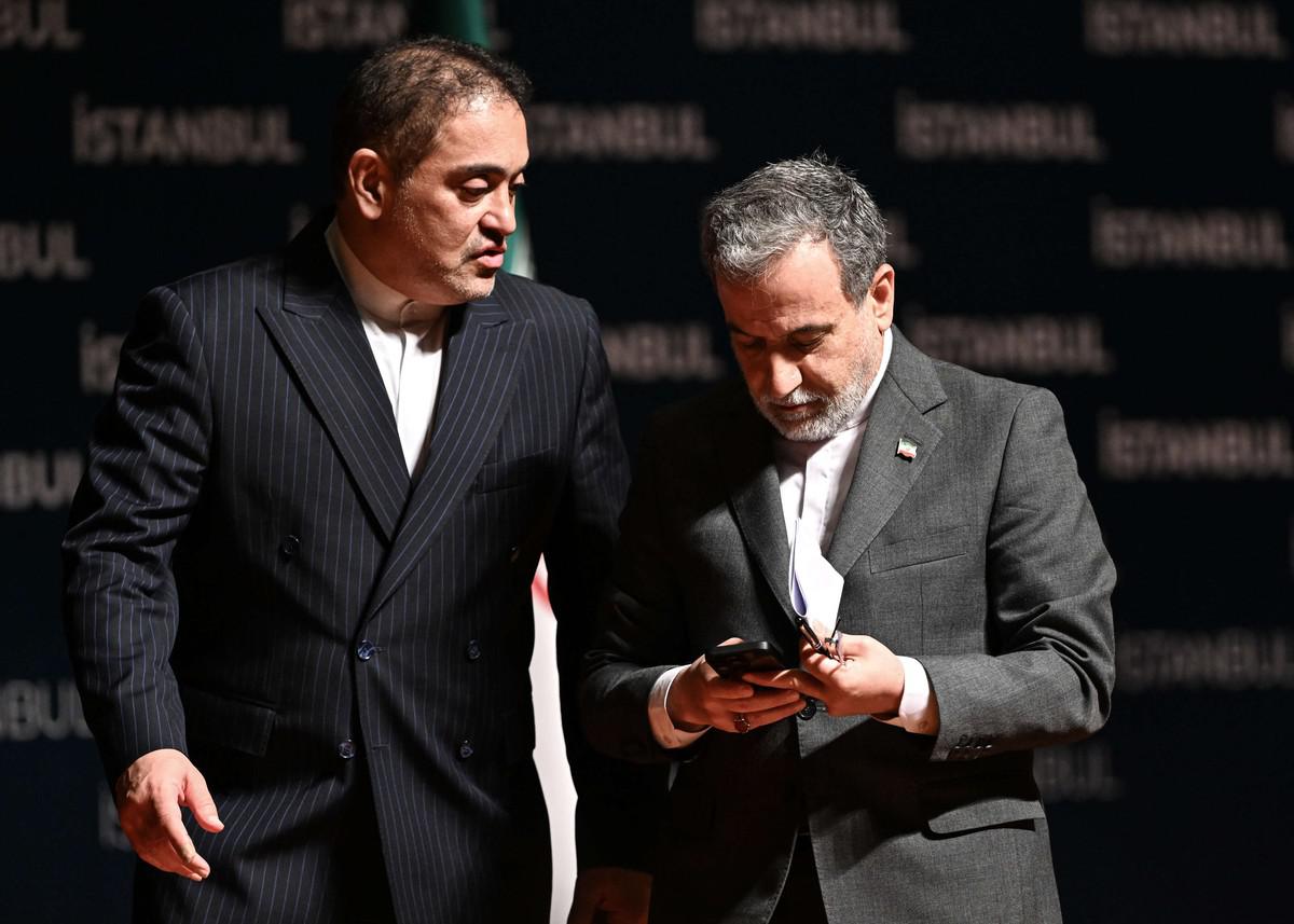 محاولة إيرانية لكسب الوقت