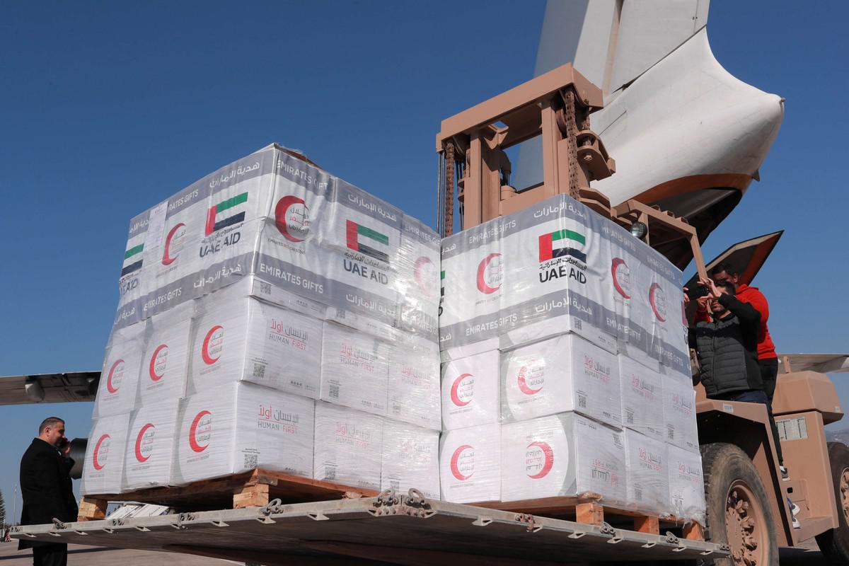 بوصلة إنسانية ترفض الأجندات السياسية