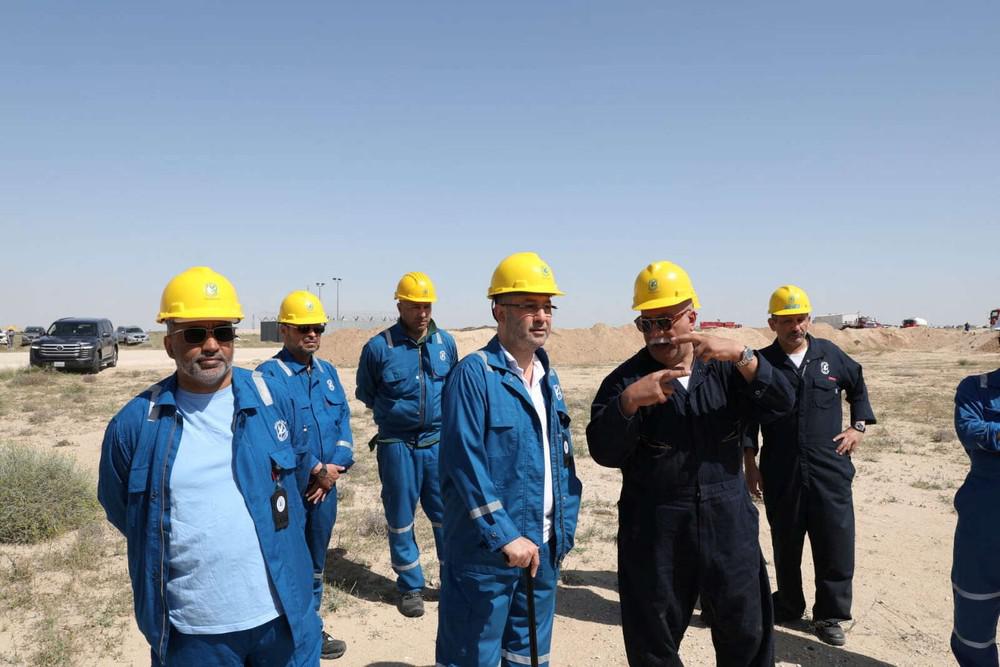 عمال شركة النفط
