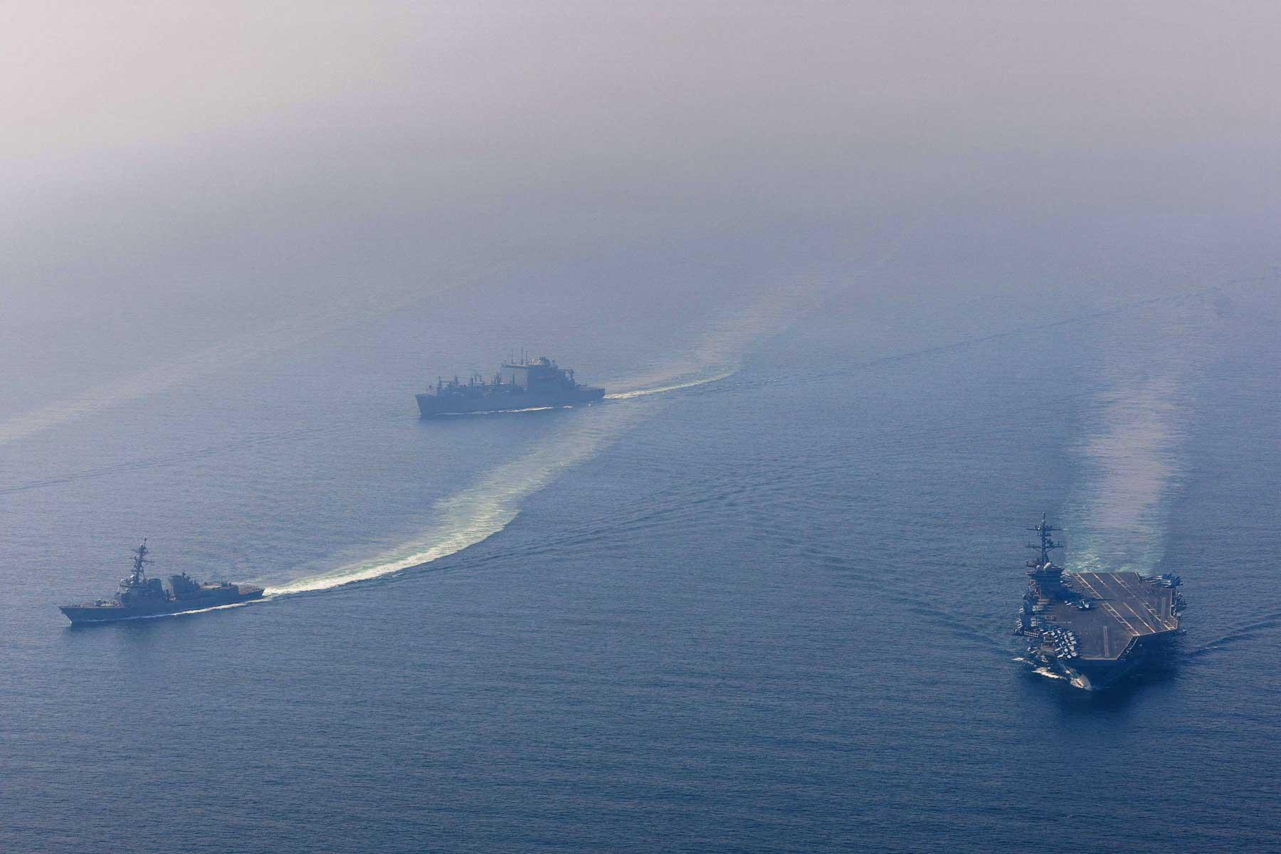 Talks advance amid threats, naval pause and Hormuz tensions