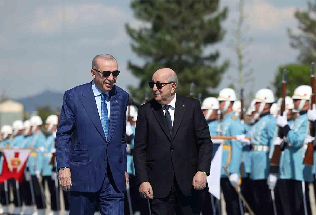 Algeria reaches out to Turkey while concurrently insisting on keeping its borders with Morocco closed