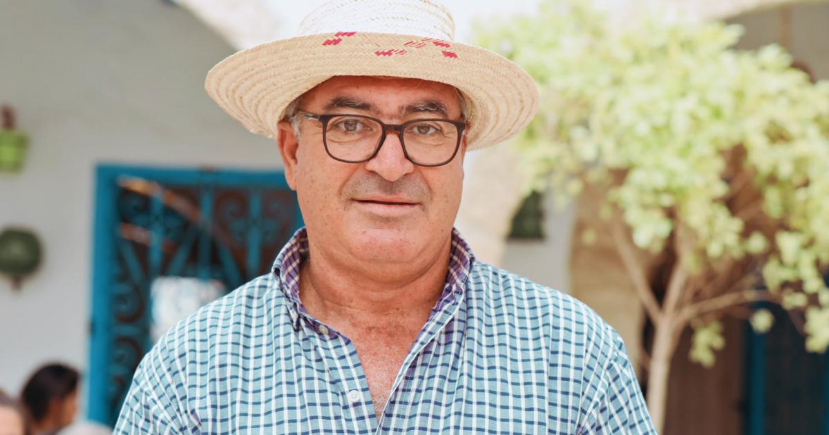 الفسيفسائي الطيب زيود ‘عصي على المحو’ | شمس الدين العوني | MEO الفسيفسائي الطيب زيود ‘عصي على المحو’ | شمس الدين العوني | MEO
