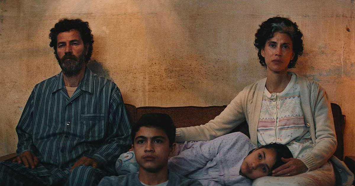 الصالح نيوز : 
  أصوات الفلسطينيين حاضرة وثائقيا في سندانس السينمائي
