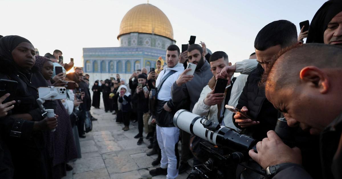 الصالح نيوز : 
  السبت أول أيام رمضان في معظم الدول العربية باستثناء شيعة العراق
