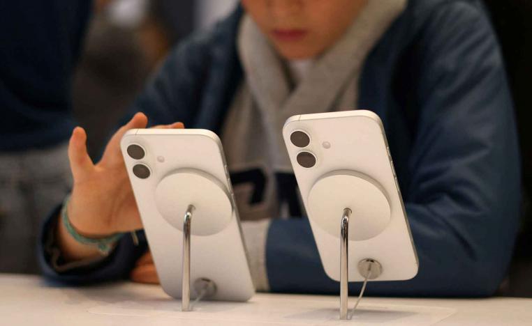 An unrestricted digital world